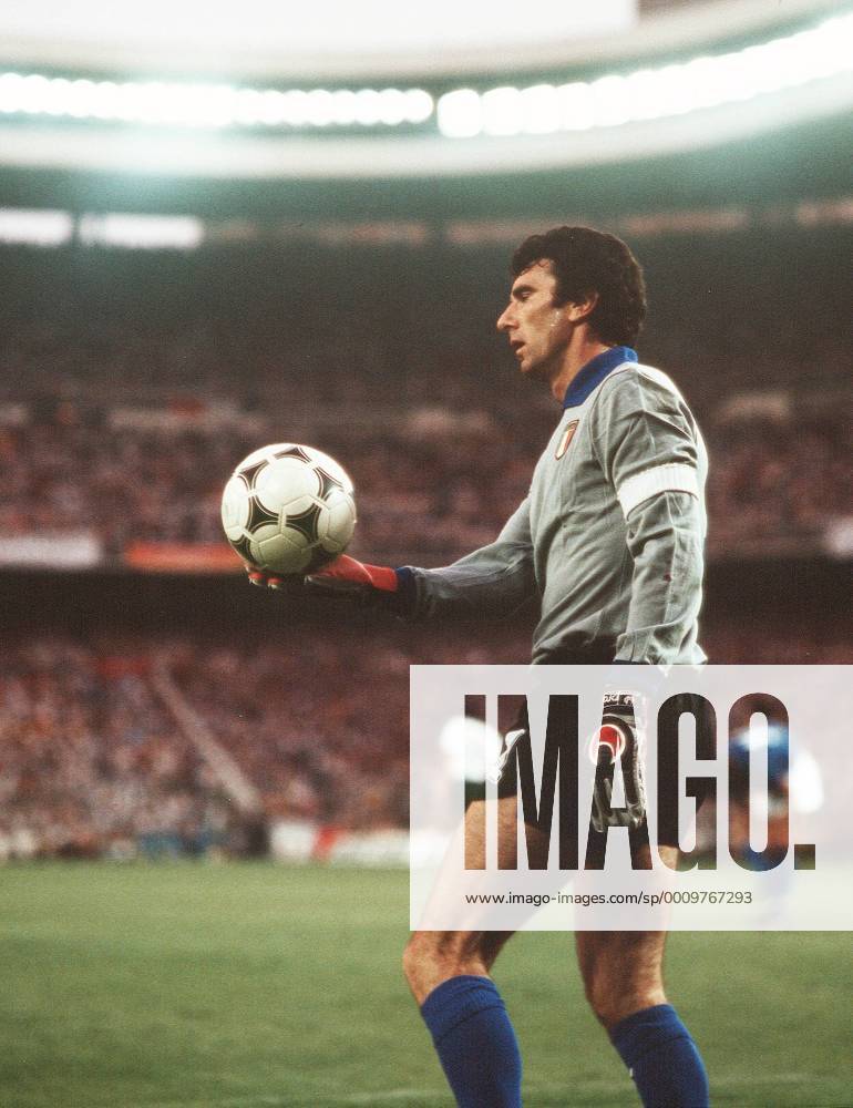Fussball WM Weltmeisterschaft 1982 82 in Spanien, Deutschland BRD-Italien: Dino Zoff