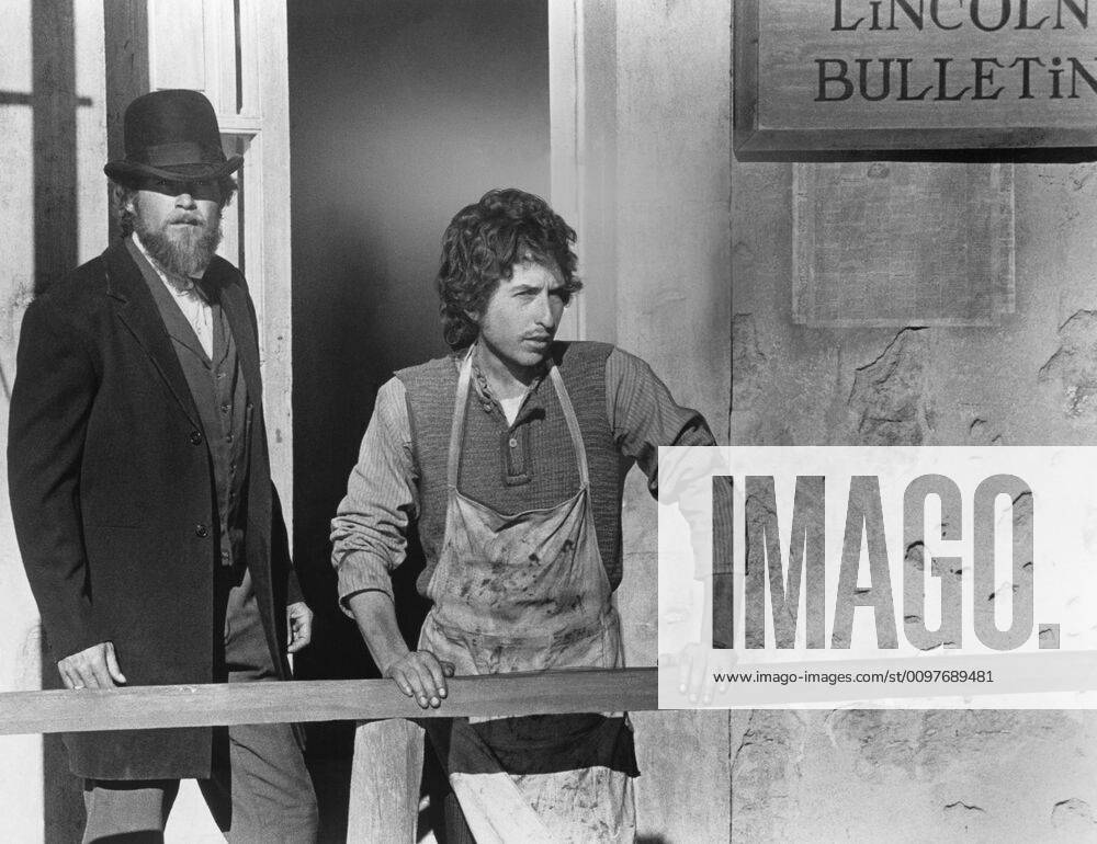 PAT GARRETT AND BILLY THE KID, Gordon Dawson, Bob Dylan, 1973 Courtesy Everett Collection PUBLICATIONXNOTxINxCANxCHNxFRAxITAxJPNxNORxPOLxRUSxESPxUKxUSA