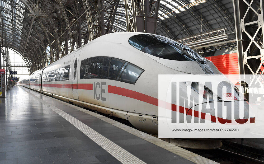 ICE train of Deutsche Bahn in the main station in Frankfurt am Main Frankfurt am Main
