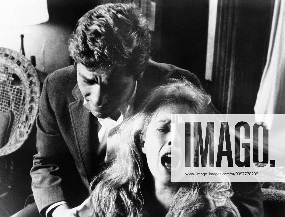 OSCARS: Beste Nebendarstellerin, Preisträgerinnen 1961-1970 WHO S AFRAID OF VIRGINIA WOOLF?, from left, George Segal, Sandy Dennis, 1966 Courtesy Everett Collection !ACHTUNG AUFNAHMEDATUM GESCHÄTZT! PUBLICATIONXNOTxINxCANxCHNxFRAxITAxJPNxNORxPOLxRUSxESPxUKxUSA