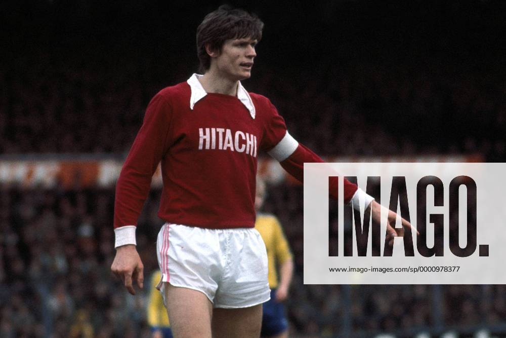 Peter Nogly (HSV) Fußball 1. BL Herren DEUTSCHSPRACHIGE SPORTZEITSCHRIFTEN UND -ZEITUNGEN NUR NACH RÜCKSPRACHE, Saison 1977 1978 Einzelbild Braunschweig