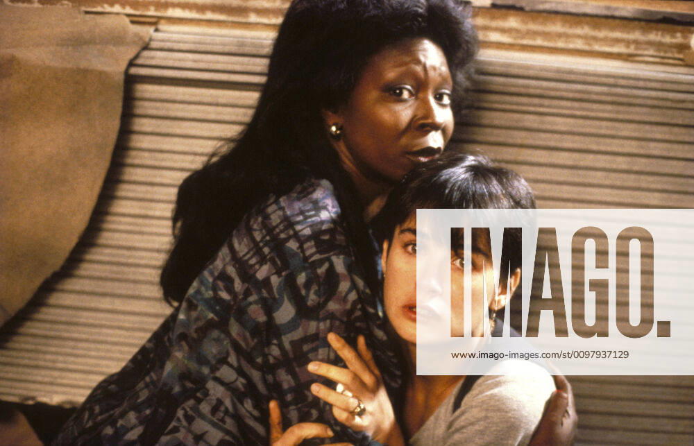 OSCARS: Beste Nebendarstellerin, Preisträgerinnen 1991-2000 GHOST, Whoopi Goldberg, Demi Moore, 1990, (c) Paramount courtesy Everett Collection Paramount Courtesy Everett Collection !ACHTUNG AUFNAHMEDATUM GESCHÄTZT! PUBLICATIONXNOTxINxCANxCHNxFRAxITAxJPNxNORxPOLxRUSxESPxUKxUSA
