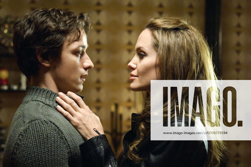 WANTED, from left: James McAvoy, Angelina Jolie, 2008. Universal courtesy Everett Collection Universal Courtesy Everett Collection !ACHTUNG AUFNAHMEDATUM GESCHÄTZT! PUBLICATIONXNOTxINxCANxCHNxFRAxITAxJPNxNORxPOLxRUSxESPxUKxUSA