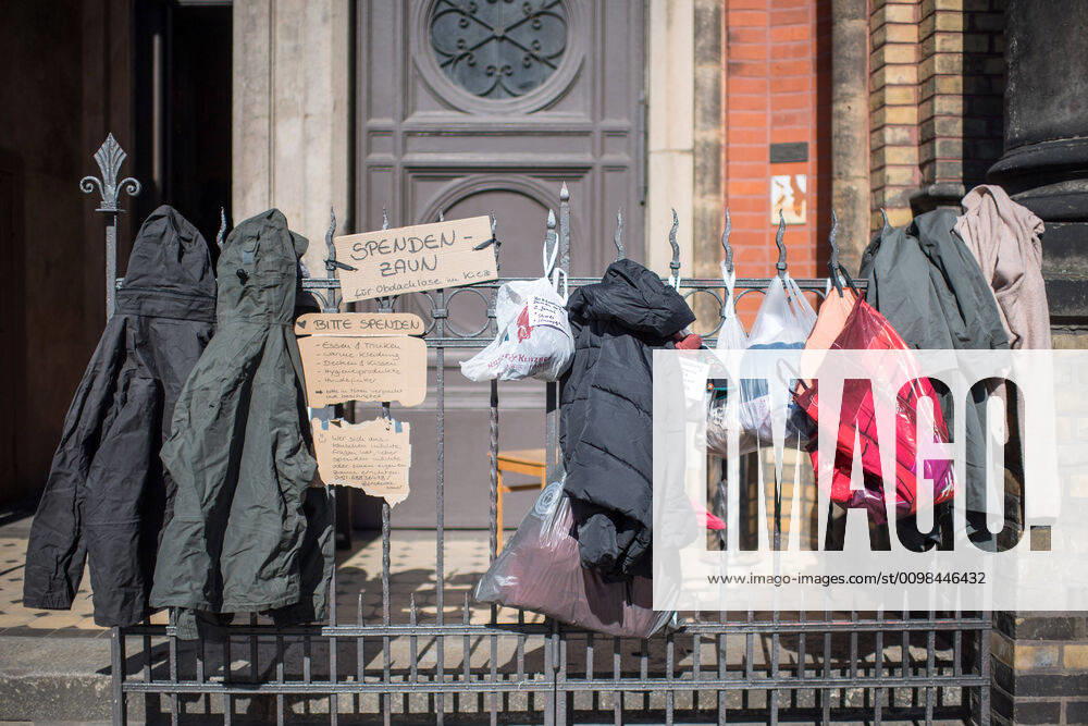 Clothing at the donation fence at the church Zionskirche in Berlin Mitte Photo from 24 03 2020 So-called donations or donation fences for homeless people are currently being built all over Germany. People are being