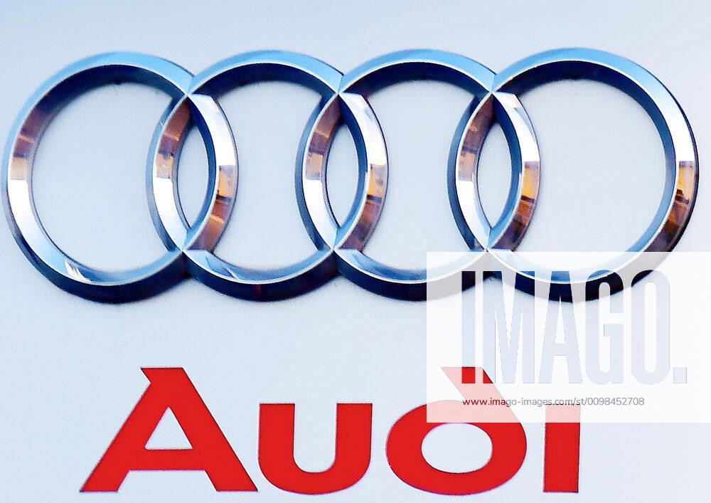 Hennigsdorf News,Economy,Finance 24 03 2020,v l Audi logo at a branch