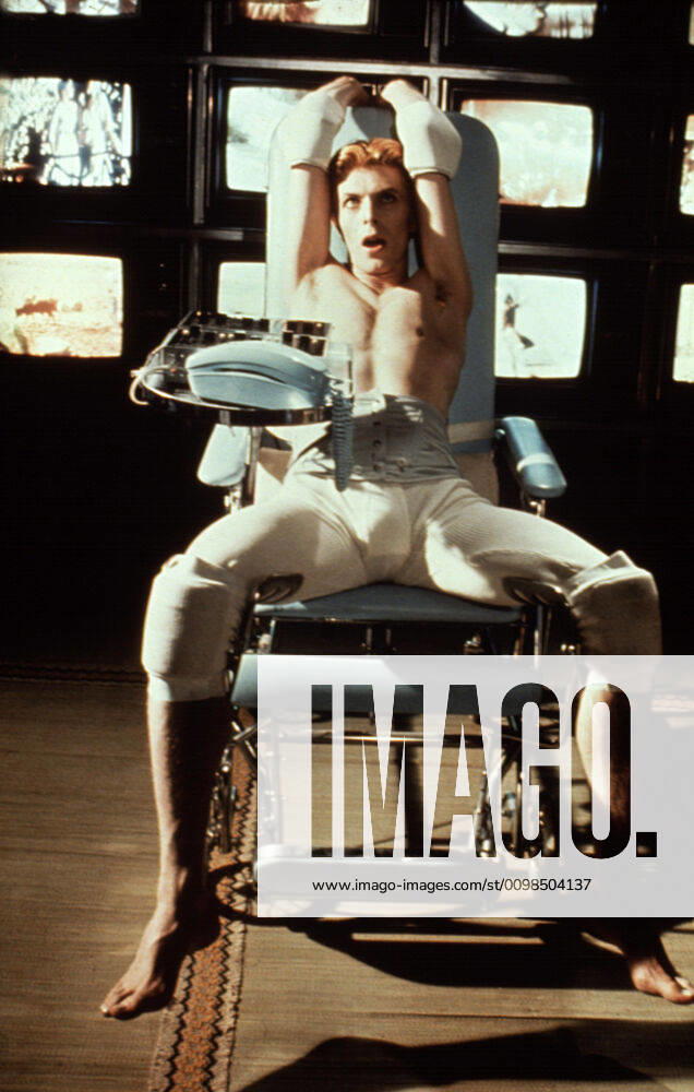 MAN WHO FELL TO EARTH, David Bowie, 1976 Courtesy Everett Collection !ACHTUNG AUFNAHMEDATUM GESCHÄTZT! PUBLICATIONXNOTxINxCANxCHNxFRAxITAxJPNxNORxPOLxRUSxESPxUKxUSA