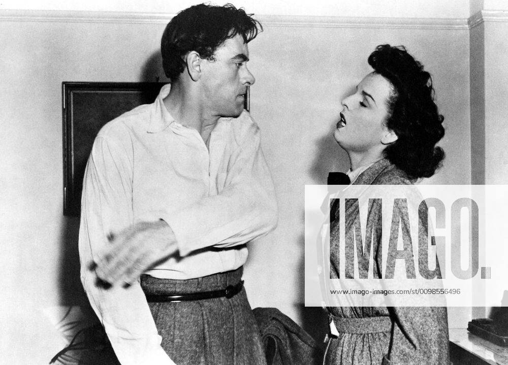 OSCARS. Beste Nebendarstellerin. Preisträgerinnen 1941-1950 ALL THE KING S MEN, John Ireland, Mercedes McCambridge, 1949. Courtesy Everett Collection !ACHTUNG AUFNAHMEDATUM GESCHÄTZT! PUBLICATIONXNOTxINxCANxCHNxFRAxITAxJPNxNORxPOLxRUSxESPxUKxUSA