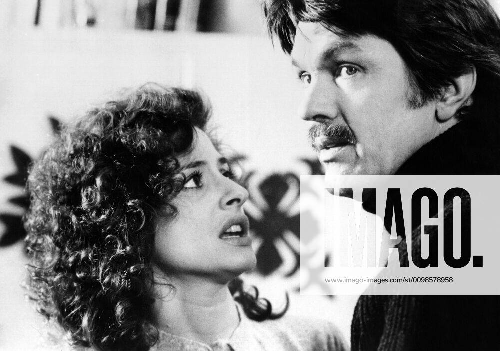 FIGHTING BACK, from left, Patti LuPone, Tom Skerritt, 1982, Paramount Pictures courtesy Everett Collection Paramount Courtesy Everett Collection !ACHTUNG AUFNAHMEDATUM GESCHÄTZT! PUBLICATIONXNOTxINxCANxCHNxFRAxITAxJPNxNORxPOLxRUSxESPxUKxUSA