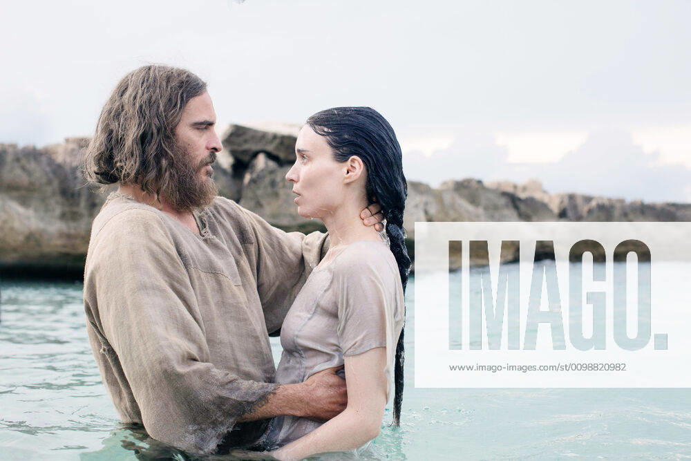 MARY MAGDALENE, from left: Joaquin Phoenix as Jesus, Rooney Mara as Mary Magdalene, 2018. ph: Jonathan Olley IFC Films courtesy Everett Collection !ACHTUNG AUFNAHMEDATUM GESCHÄTZT! PUBLICATIONXNOTxINxCANxCHNxFRAxITAxJPNxNORxPOLxRUSxESPxUKxUSA