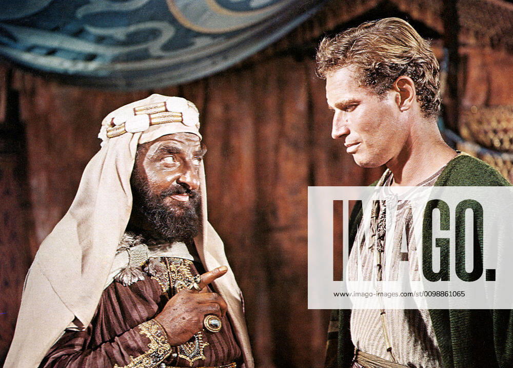 OSCARS. Bester Nebendarsteller. Preisträger 1951-1960 BEN-HUR, Hugh Griffith, Charlton Heston, 1959. Courtesy Everett Collection !ACHTUNG AUFNAHMEDATUM GESCHÄTZT! PUBLICATIONXNOTxINxCANxCHNxFRAxITAxJPNxNORxPOLxRUSxESPxUKxUSA