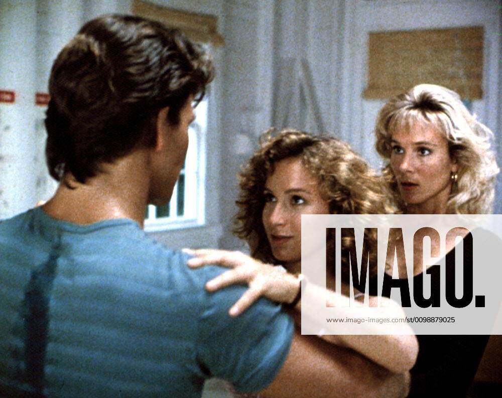 DIRTY DANCING, Patrick Swayze, Jennifer Grey, Cynthia Rhodes, 1987, (c)Artisan Entertainment courtesy Everett Collection Artisan Entertainment Courtesy Everett Collection !ACHTUNG AUFNAHMEDATUM GESCHÄTZT! PUBLICATIONXNOTxINxCANxCHNxFRAxITAxJPNxNORxPOLxRUSxESPxUKxUSA