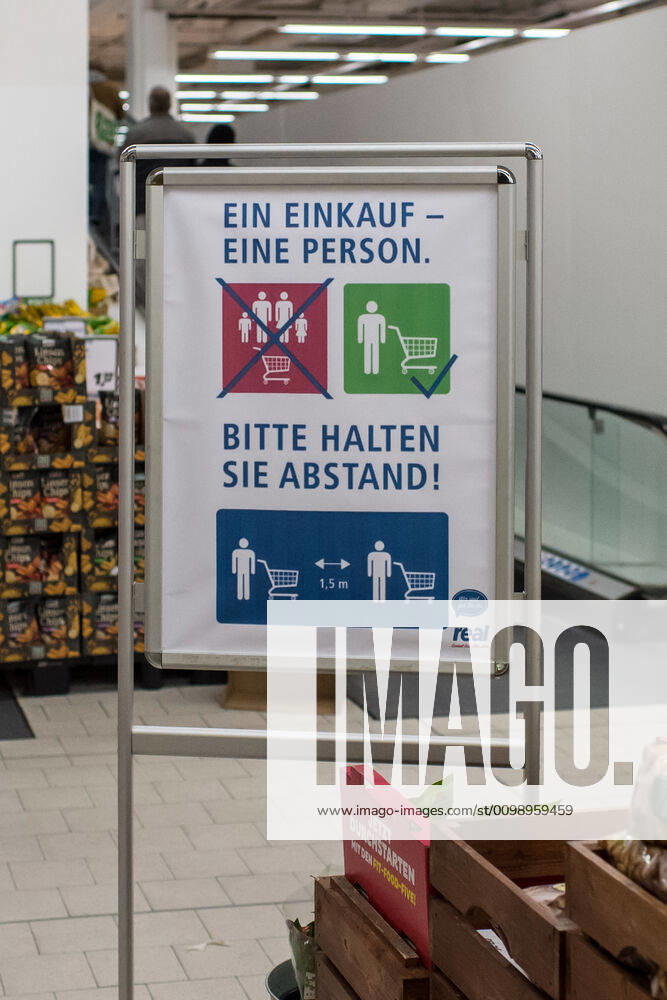 Health Corona Virus Impact Effects of the Corona Crisis In the picture An information poster about the desired behaviour of customers in a supermarket in Berlin 3 4 2020, Berlin
