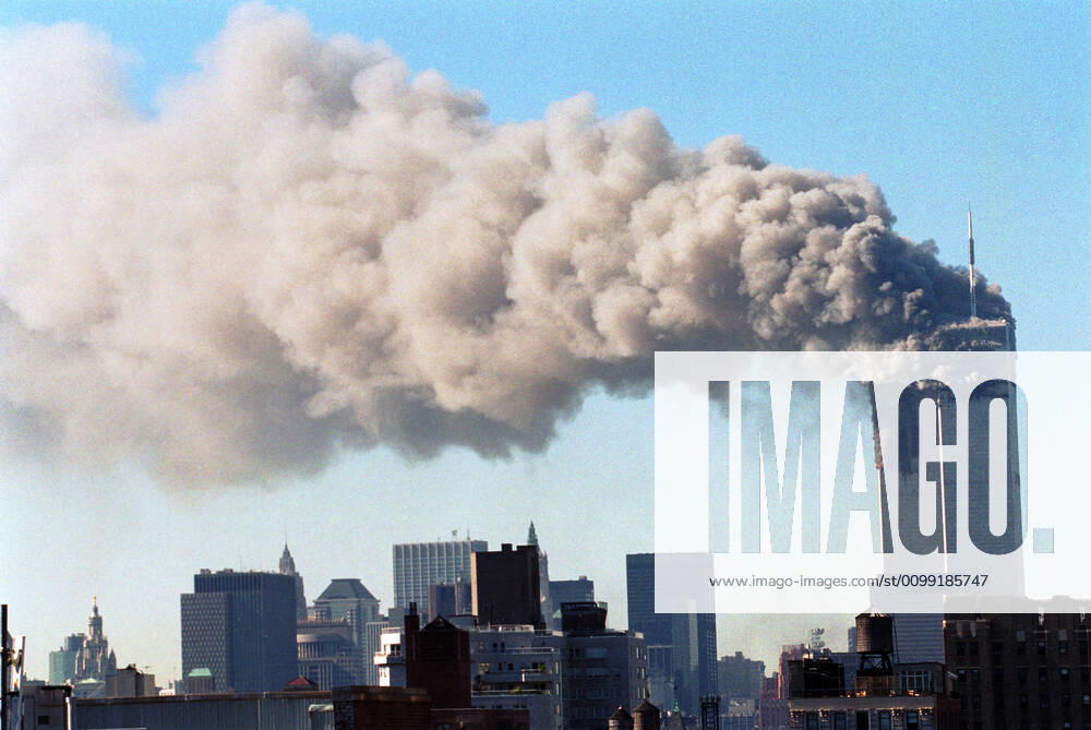 IMAGO History, Anschläge vom 11. September aus New York und Washington D.C 20 Jahre Anschläge vom 11. September: World Trade Center World Trade Center, NYC World Trade Center, New York City terrorist attack, September 11, 2001. New York NY USA