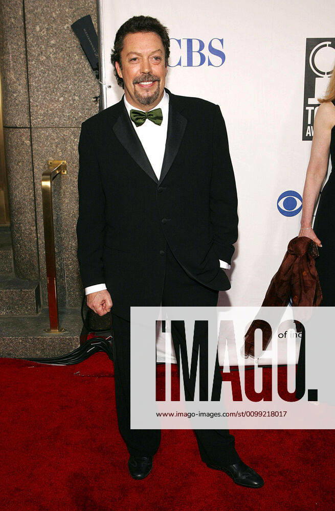 Tim Curry at arrivals for American Theatre WingÂâ€s Antoinette Perry 2005 Tony Awards, Radio City Music Hall, New York, NY, Sunday, June 05, 2005. Photo by: Gregorio Binuya Everett Collection !ACHTUNG AUFNAHMEDATUM GESCHÄTZT! PUBLICATIONXNOTxINxCANxCHNxFRAxITAxJPNxNORxPOLxRUSxESPxUKxUSA