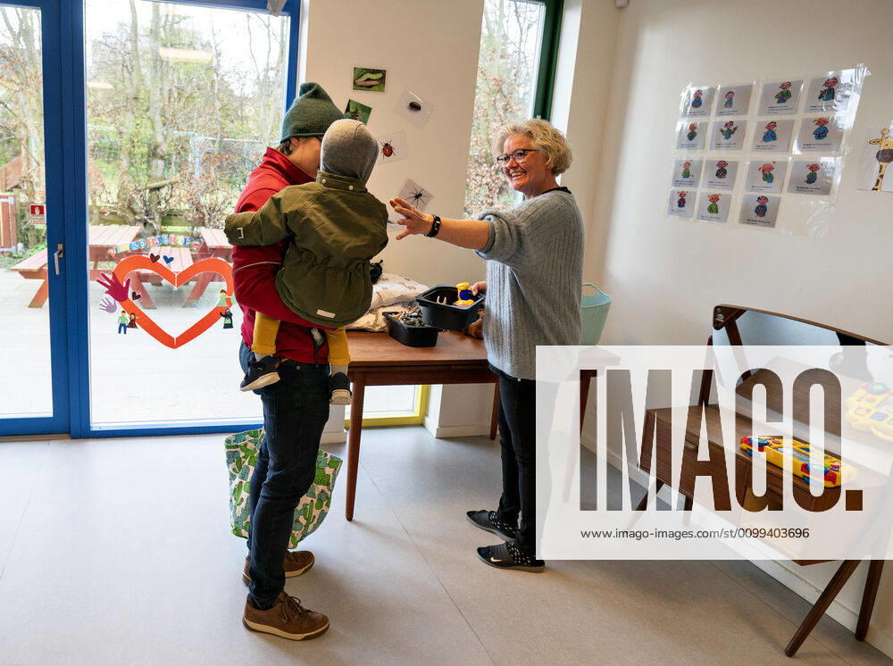 The nursery DUI in Aalborg opens again for the institutions children, Wednesday morning, April 15, 2020 Here Aksel and his father arrive Because of the corona crisis, the nursery has been closed, and after the nursery has been changed inside and outside, the children and the adult educators can keep a distance and washing hands, Aalborg Jutland Denmark,