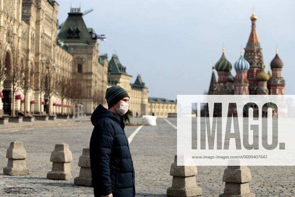 Russia. Moscow amid self-isolation regime. The Russian government has extended the period off work with full pay until April 30 nationwide to counter the spread of the COVID-19 infection. DmitryxGolubovich