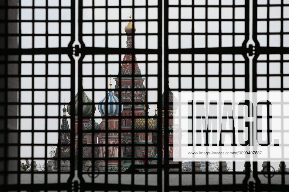 Russia. Moscow amid self-isolation regime. The Russian government has extended the period off work with full pay until April 30 nationwide to counter the spread of the COVID-19 infection. DmitryxGolubovich