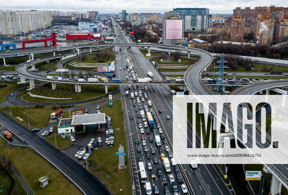 Russia. Moscow amid self-isolation regime. The Russian government has extended the period off work with full pay until April 30 nationwide to counter the spread of the COVID-19 infection. From April 15, a total check on the presence of special passes for car drivers and their passengers will be carried out at the entrances to Moscow and in the capital itself. Traffic police officers inspect the entrance passes to Moscow. DmitryxGolubovich