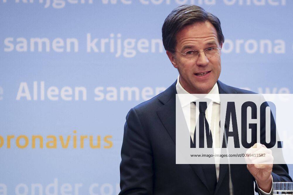, Dutchnews,Press conference about the coronavirus in The Netherlands. Minister President minister Algemene Zaken Mark Rutte and Viceminister President en Minister van Volksgezondheid, Welzijn en Sport Hugo de Jonge. Translator Irma Sluis. Press conference about the coronavirus x7821500x