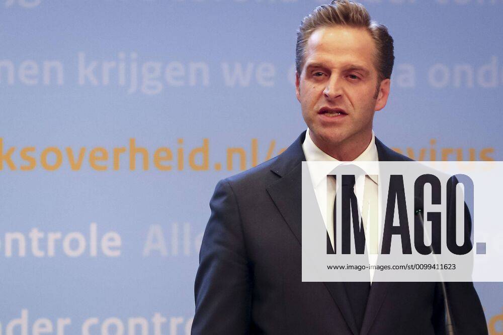 , Dutchnews,Press conference about the coronavirus in The Netherlands. Minister President minister Algemene Zaken Mark Rutte and Viceminister President en Minister van Volksgezondheid, Welzijn en Sport Hugo de Jonge. Translator Irma Sluis. Press conference about the coronavirus x7821516x