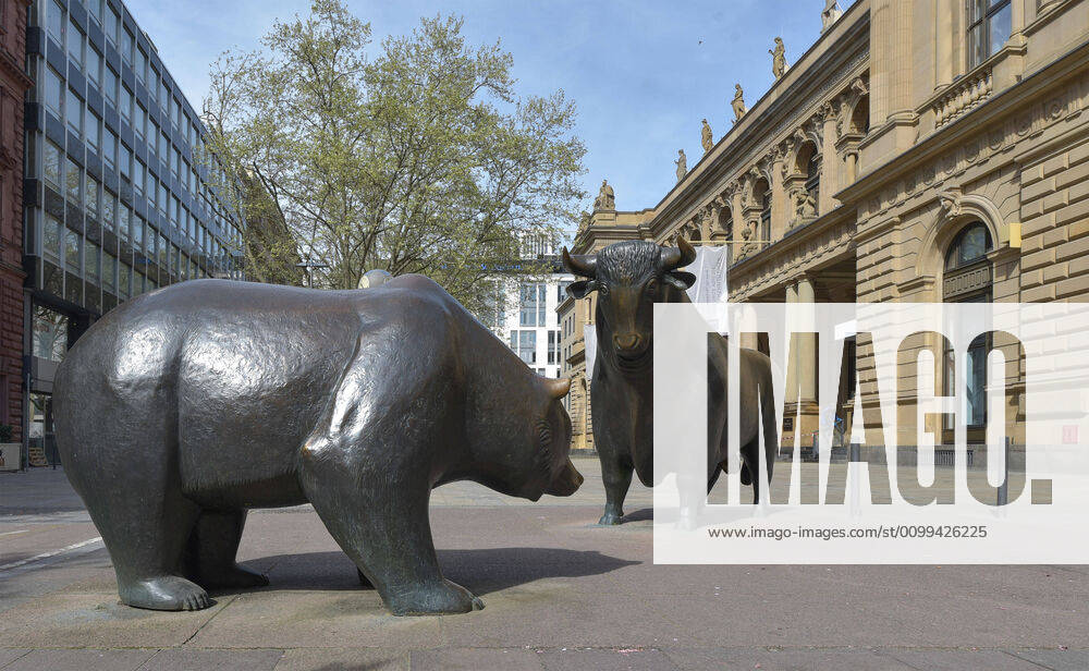 Bull and bear in front of the Frankfurt stock exchange, securities trading, emwirt Frankfurt am Main