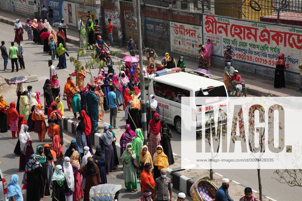 Female garments workers halt an ambulance and they do not allow to go due to not carrying patient, while they demonstrate to demand for due wages in front of their factory in South Kamlapur, Dhaka, Bangladesh; during the nationwide lockdown of the coronavirus (Covid-19) pandemic. Their garment factory had been closed for a period of time since 25, March2020 for their health issue due to the coronavirus pandemic. - ZUMAa186 20200416_zip_a186_001