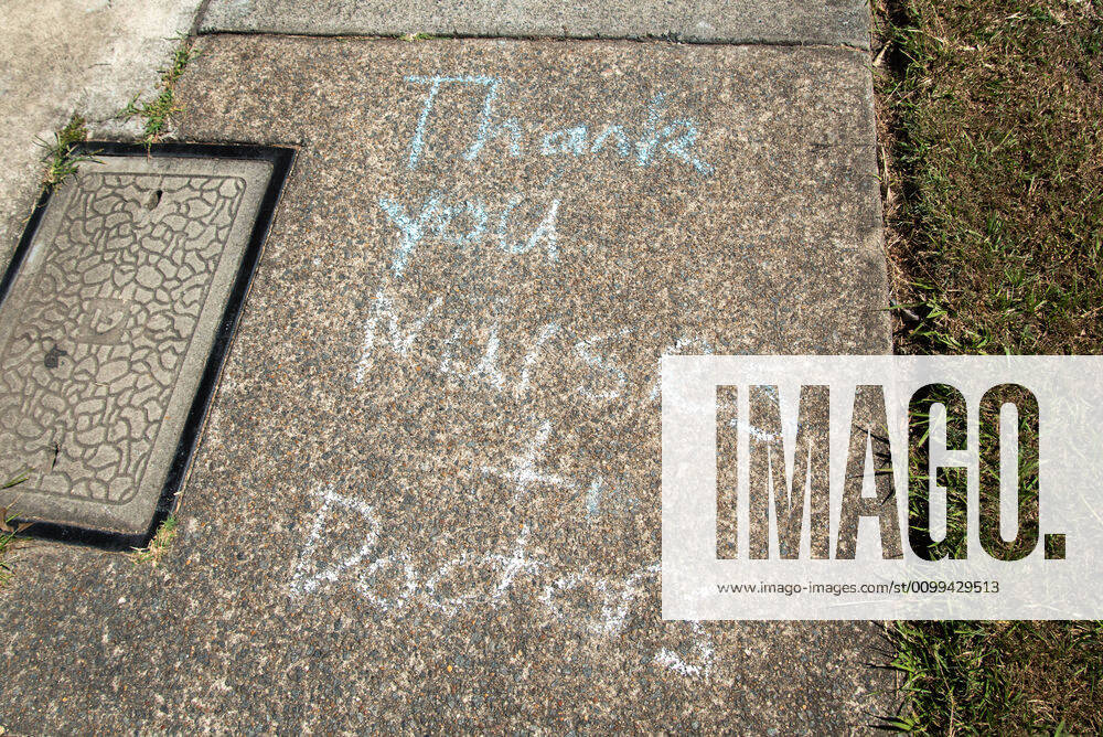 A graffiti with a message saying Thank you nurses plus doctors during Coronavirus crisis..Australian states including Queensland take strict new lockdown rules to stop the spread of Covid-19. Queensland Australia - ZUMAs197 20200416_zaa_s197_021