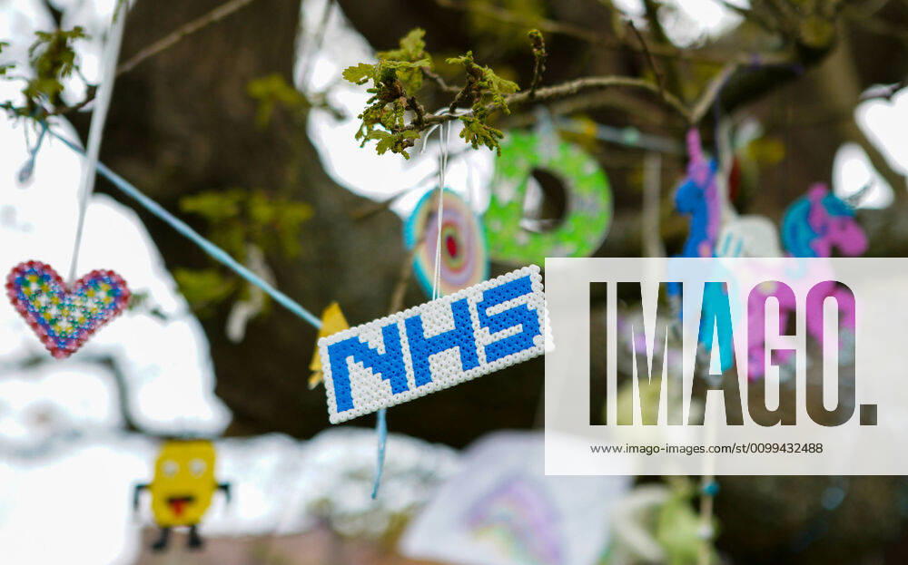 High Wycombe, UK. 16th April, 2020. A tree is decorated in positive messages & Thank You s to the NHS during the Covid-19 Pandemic as the UK Government advice to maintain social distancing and minimise time outside in High Wycombe on 16 April 2020.