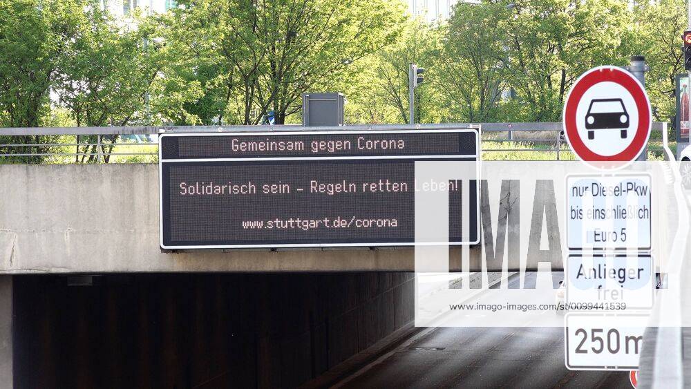 Traffic information Particulate matter alarms in Stuttgart to be discontinued in future Use now makes sense with Corona Rules of conduct on traffic displays, very little traffic at rush hour Corona Rules of conduct on traffic displays known nationwide from the particulate matter alarm in Stuttgart Particulate matter alarms to be discontinued in future Hardly any traffic curren