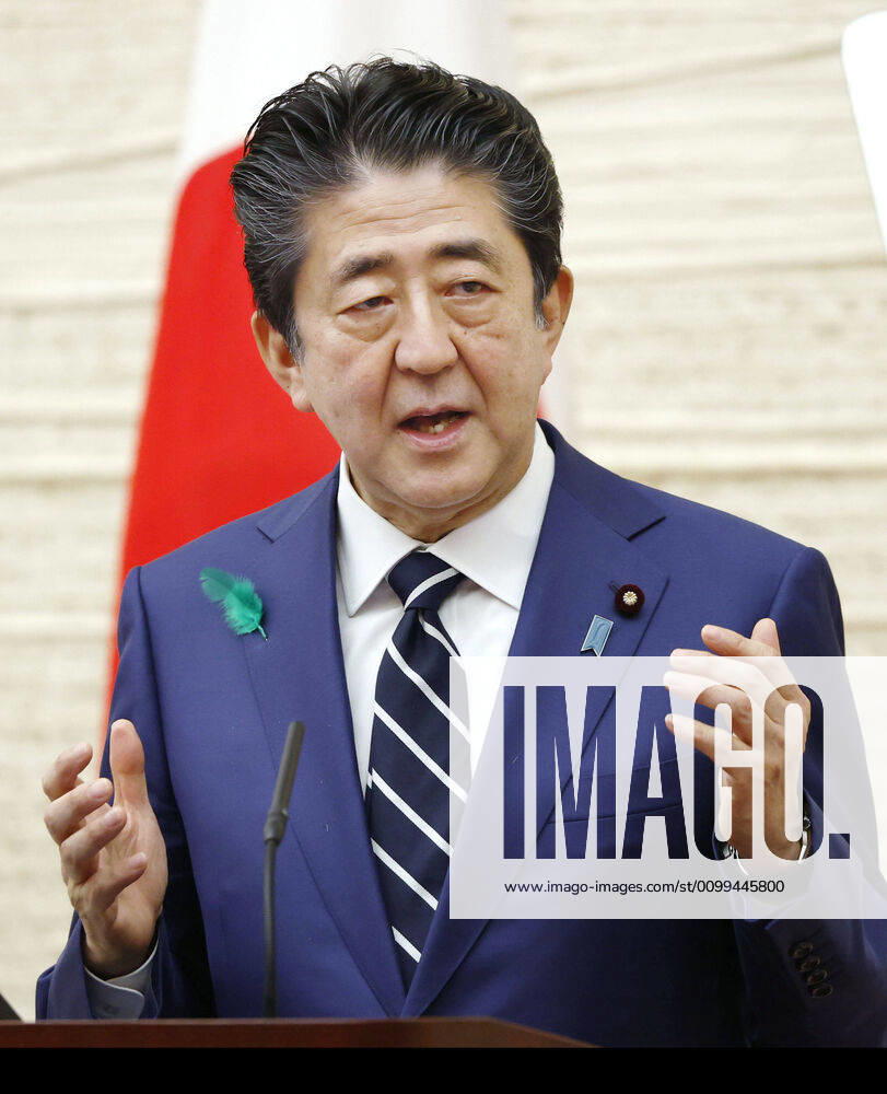 Japan PM Abe on coronavirus situation Japanese Prime Minister Shinzo Abe speaks at a press conference in Tokyo on April 17, 2020, about his decision to expand the state of emergency to the entire nation over the coronavirus crisis.