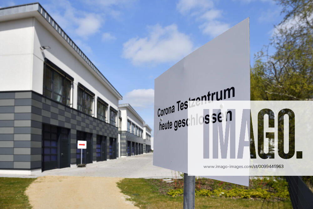Entrance to the Corona Test Center Bergedorf in Hamburg, Germany, Europe ** NUR FUER REDAKTIONELLE ZWECKE ** **