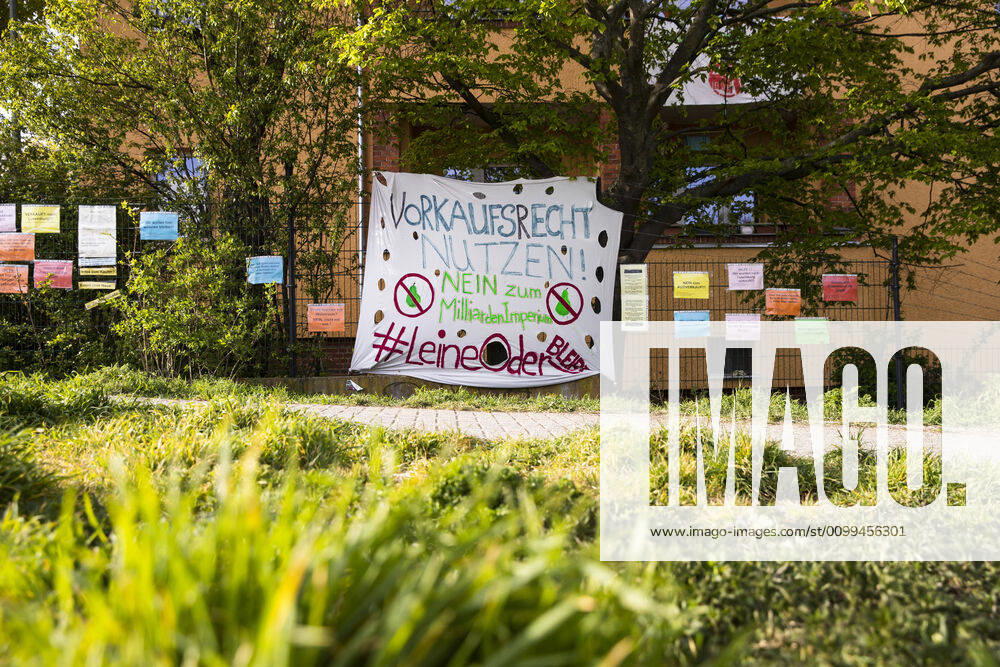 Protest poster with writing Pre-emption right Benefits, No to the billion-dollar empire on the bridle of a house bought by investors from Luxembourg, in Berlin on 17 April 2020 Coronavirus in Berlin