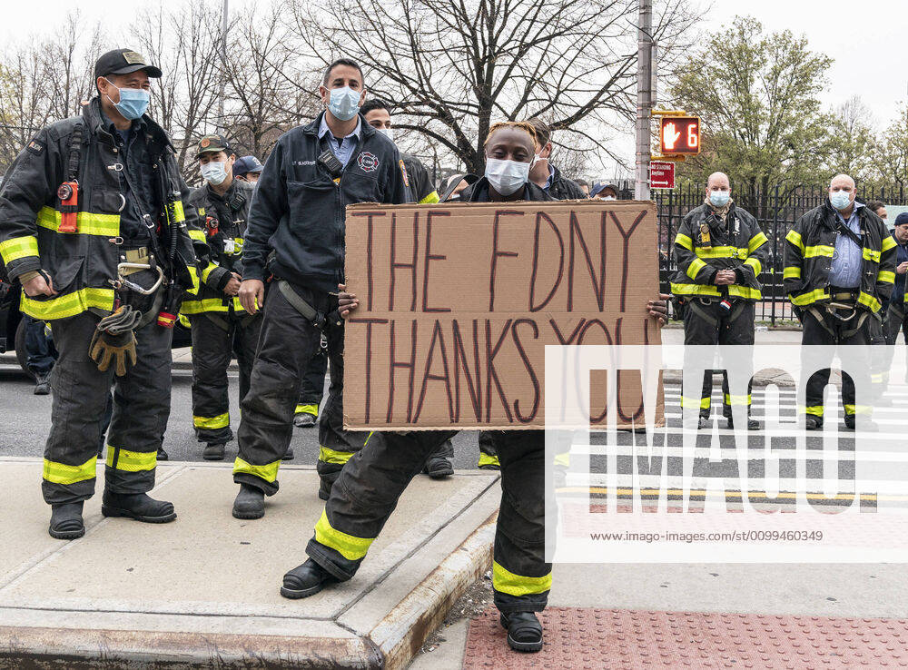 Mayor thanks medical staff at Elmhurst Hospital First responders attend New York City Mayor Bill de Blasio address of medical staff at 7pm to thank for their work during COVID-19 pandemic at Elmhurst Hospital New York New York United States