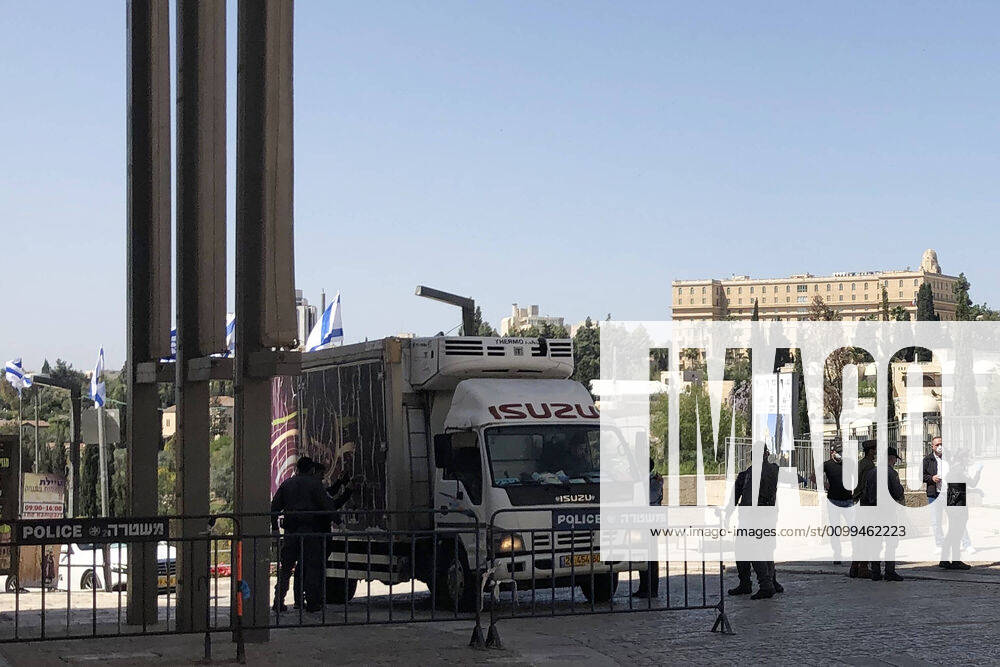 A vehicle of representatives of Greece seen by the Jaffa Gate. The descent of the Holy Fire will take place on April 18, on the eve of Orthodox Easter, and will be streamed live worldwide. No pilgrims will be allowed in the Church of the Holy Sepulchre, the number of participants will be limited amid the ongoing COVID-19 coronavirus pandemic; Jerusalem s Old City is closed for public. Andrei Shirokov TASS TS0D62FC