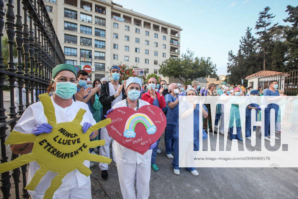 April 18, 2020 (Malaga) Today the solidarity applause of the 20 hours that gather every day at the hospital gates to pay homage to the health workers have joined with agents of the Malaga Local Police and civil protection service at the gates of the Malaga Regional Hospital,former Carlos de Haya Hospital. - ZUMAc161 20200418_zap_c161_031