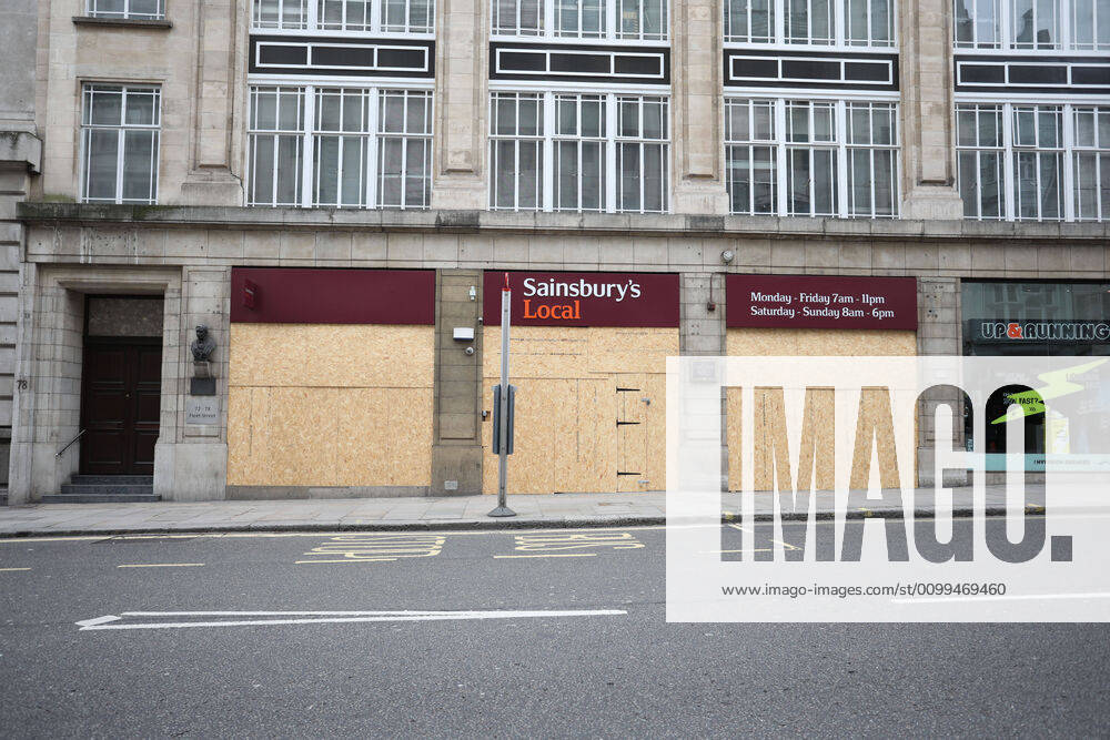 Day Twenty Six of Lockdown in London. A boarded-up Sainsbury s local shop on Ludgate Hill as the country is on lockdown due to the COVID-19 Coronavirus pandemic. People are not allowed to leave home except for minimal food shopping, medical treatment, exercise - once a day, and essential work. COVID-19 Coronavirus lockdown, London, UK, on April 18, 2020
