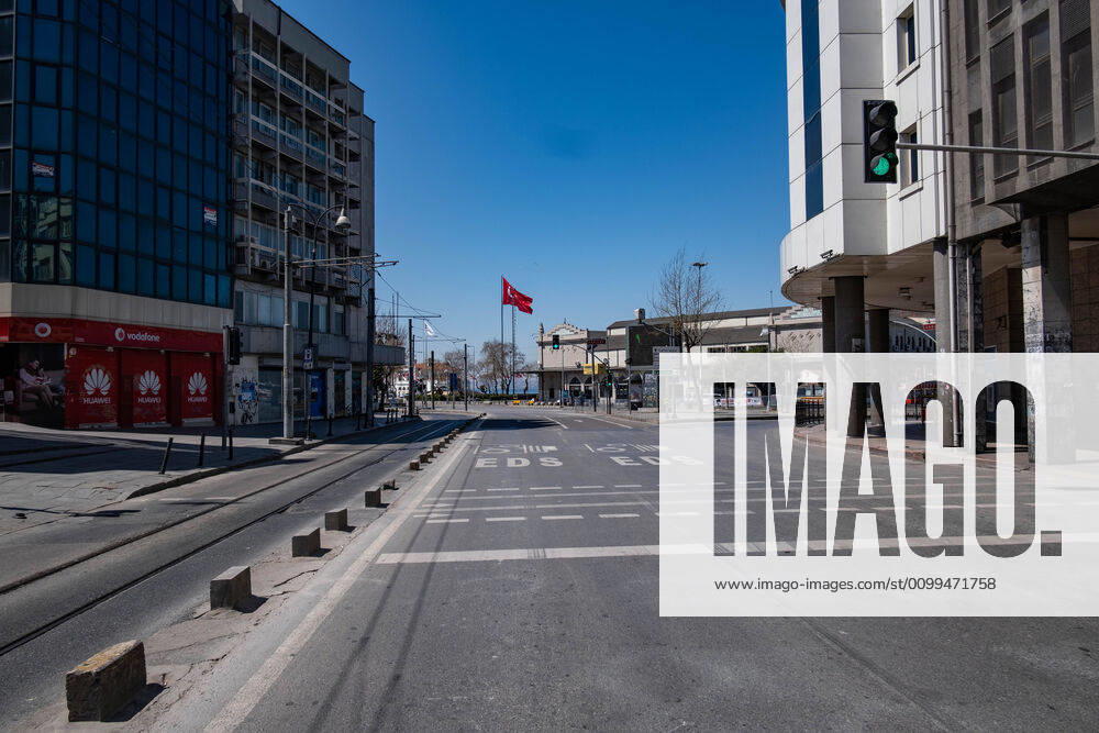(200419) -- ISTANBUL, April 19, 2020 (Xinhua) -- Photo taken on April 18, 2020 shows an empty street amid the COVID-19 pandemic in Istanbul, Turkey. Turkey s COVID-19 cases on Saturday surged to 82,329 after 3,783 new cases were confirmed, becoming the hardest-hit country of the novel coronavirus in the Middle East. (Xinhua) TURKEY-ISTANBUL-COVID-19
