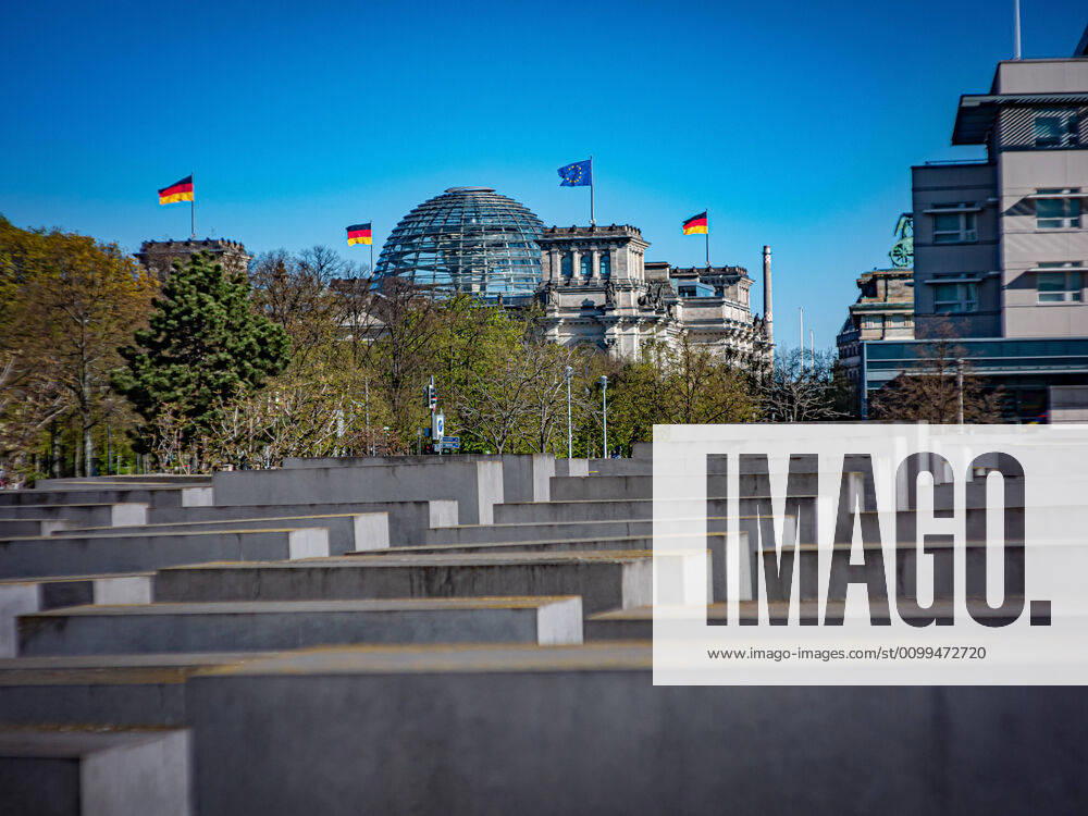 Berlin Mitte , Memorial to the Murdered Jews of Europe Berlin