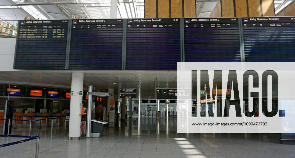 The Bavarian capital Munich in times of corona crisis Munich Airport on a Saturday afternoon, instead of thousands of passengers and holidaymakers the airport is now deserted The display board for departures is almost completely empty, only 2 planes are still taking off this afternoon 19 04 2020, Bavarian capital Munich in times of corona 19 04 2020, Bavarian capital Munich in time