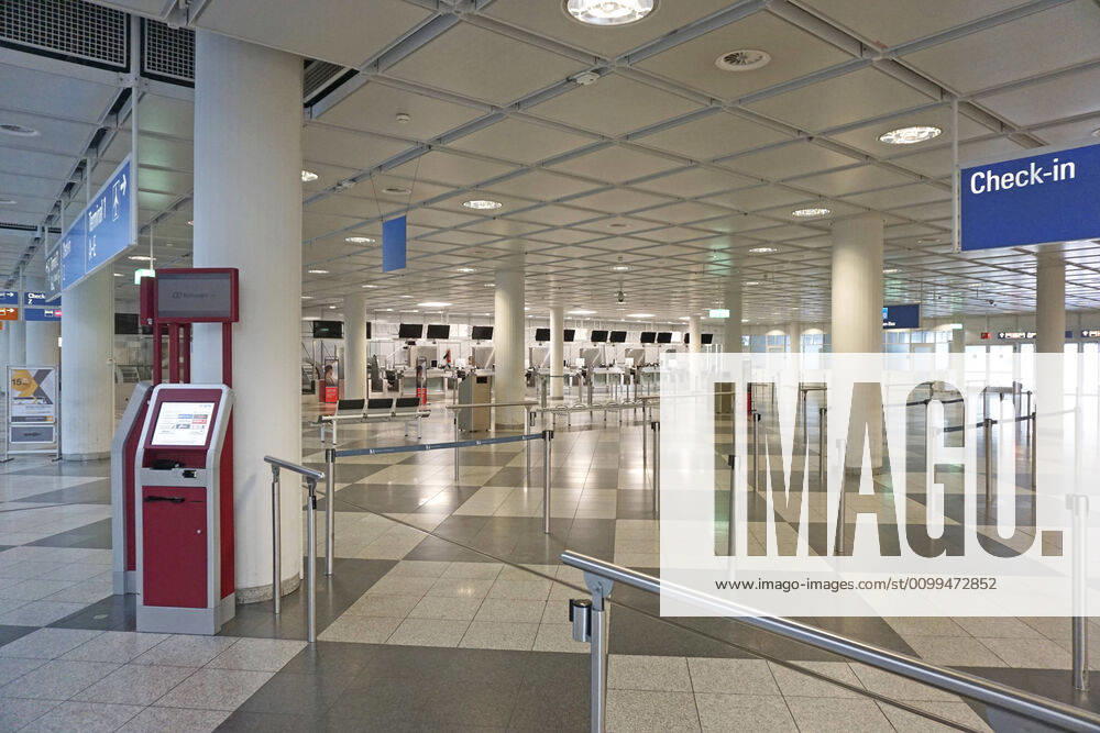 The Bavarian capital Munich in times of corona crisis Munich Airport on a Saturday afternoon, instead of thousands of passengers and vacationers the airport is now deserted 19 04 2020, Bavarian capital Munich in times of corona 19 04 2020, Bavarian capital Munich in times of corona