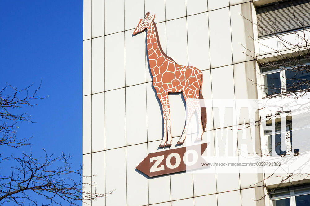Berlin,Germany,GER,the city at the time of the corona pandemic Zoologischer Garten Berlin Zoo
