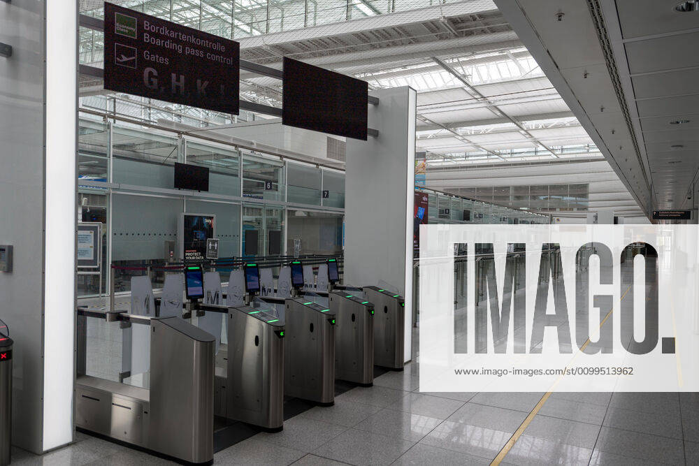 Impact Corona Munich Airport In picture Access Security Control Terminal 2 open green Munich Airport Munich Bavaria Germany