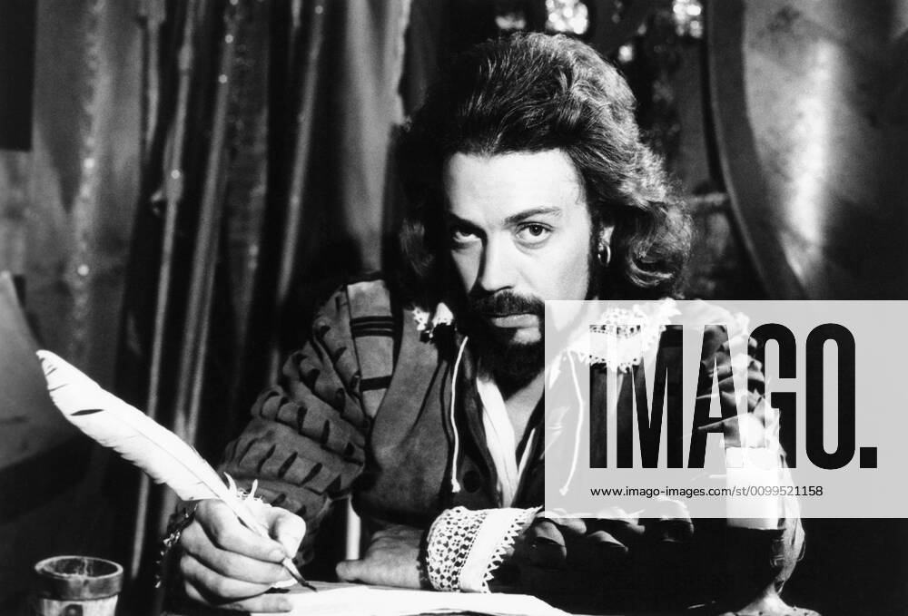 LIFE OF SHAKESPEARE, Tim Curry as William Shakespeare, 1978, ATV courtesy Everett Collection ATV courtesy Everett Collection !ACHTUNG AUFNAHMEDATUM GESCHÄTZT! PUBLICATIONXNOTxINxCANxCHNxFRAxITAxJPNxNORxPOLxRUSxESPxUKxUSA