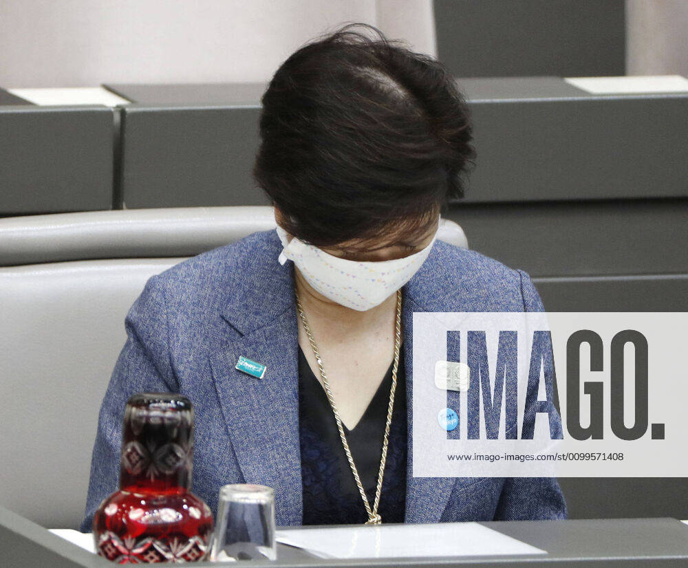 New coronavirus Tokyo Gov. Yuriko Koike bows after the metropolitan assembly passes a supplementary budget for fiscal 2020, centering on measures against the coronavirus outbreak, on April 22, 2020.