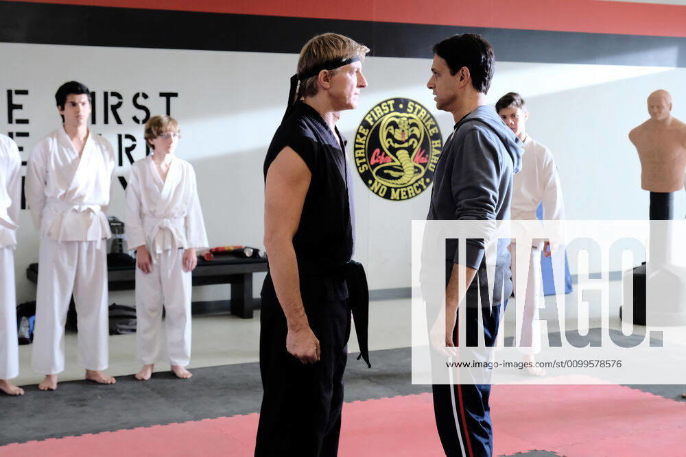 COBRA KAI, from left: William Zabka, Ralph Macchio, (Season 2, ep. 205, aired April 24, 2019). photo: Guy D Alema YouTube Red courtesy Everett Collection !ACHTUNG AUFNAHMEDATUM GESCHÄTZT! PUBLICATIONXNOTxINxCANxCHNxFRAxITAxJPNxNORxPOLxRUSxESPxUKxUSA