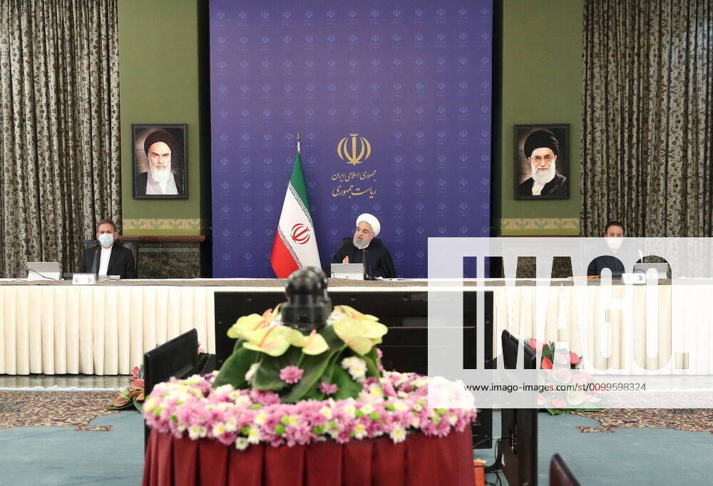 Iranian President, HASSAN ROUHANI, speaks on the fall in oil prices due to the coronavirus (COVID-19) pandemic during a cabinet meeting in Tehran, Iran. Tehran Iran - ZUMAi98_ 20200422_zih_i98_006