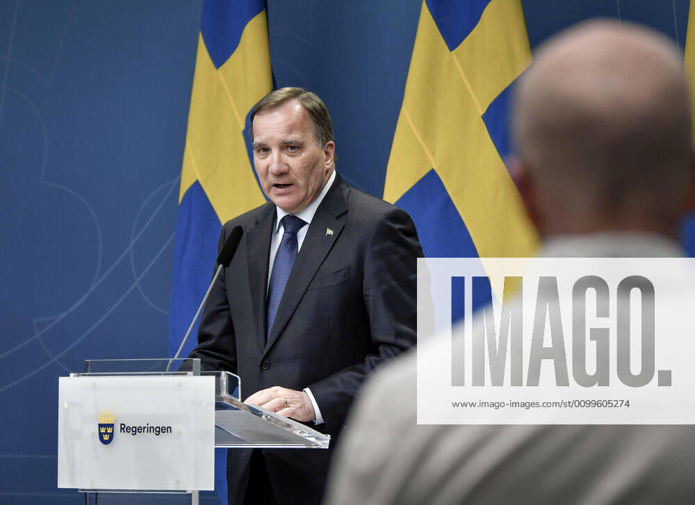 STOCKHOLM 20200422 Prime Minister Stefan Löfven speaks during the government s press conference on covid 19 outbreak Wednesday April 22, 2020 STOCKHOLM SVERIGE