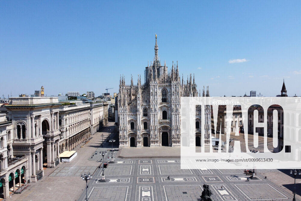 Italy, MilanTown, Milano Cittˆ, during restrictions due to the Coronavirus Covid-19, Piazza Duomo square