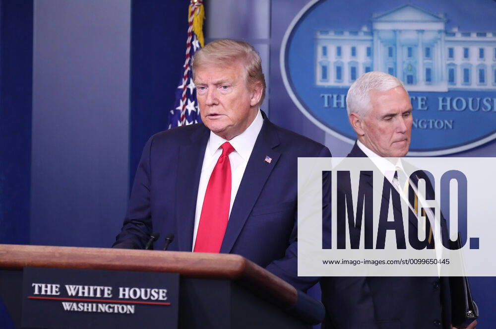 US President Donald J. Trump (L) and US Vice President Mike Pence (R) are joined by members of the Coronavirus Task Force, delivers remarks on the COVID-19 pandemic in the James S. Brady Press Briefing Room of the White House in Washington, DC, USA, 22 April 2020 Washington USA - ZUMAs152 20200422_zaa_s152_052