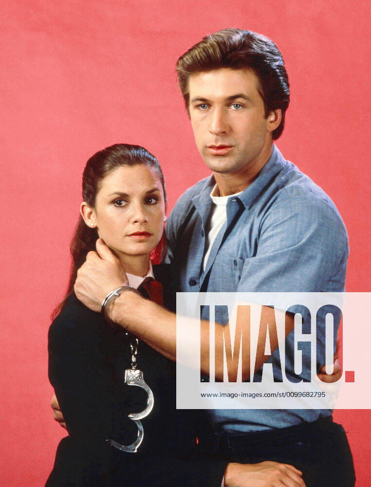 LOVE ON THE RUN, from left: Stephanie Zimbalist, Alec Baldwin, 1985, NBC courtesy Everett Collection NBC Courtesy Everett Collection !ACHTUNG AUFNAHMEDATUM GESCHÄTZT! PUBLICATIONXNOTxINxCANxCHNxFRAxITAxJPNxNORxPOLxRUSxESPxUKxUSA